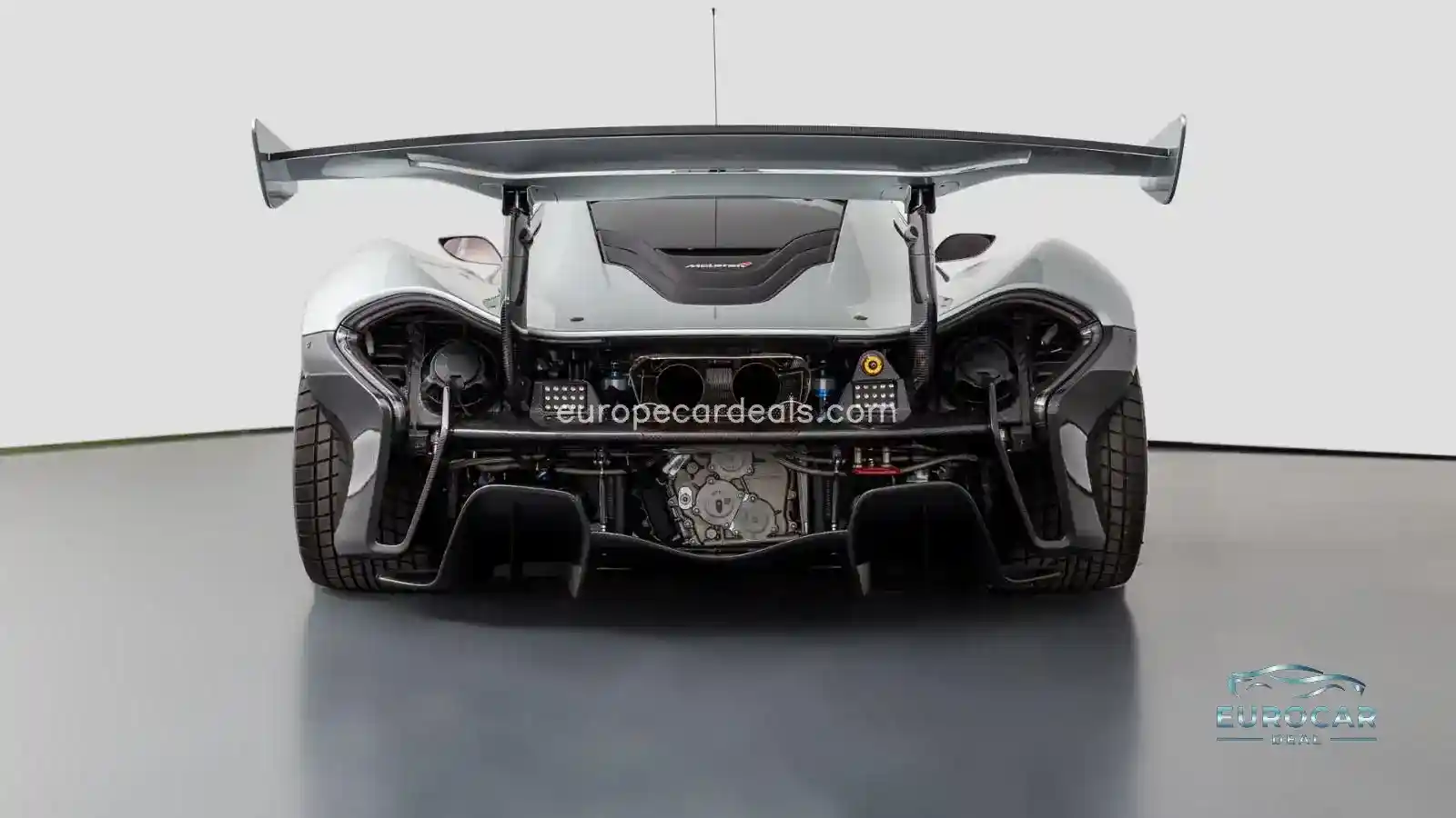 McLaren P1