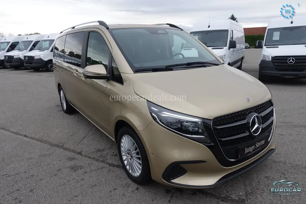Mercedes-Benz V 220