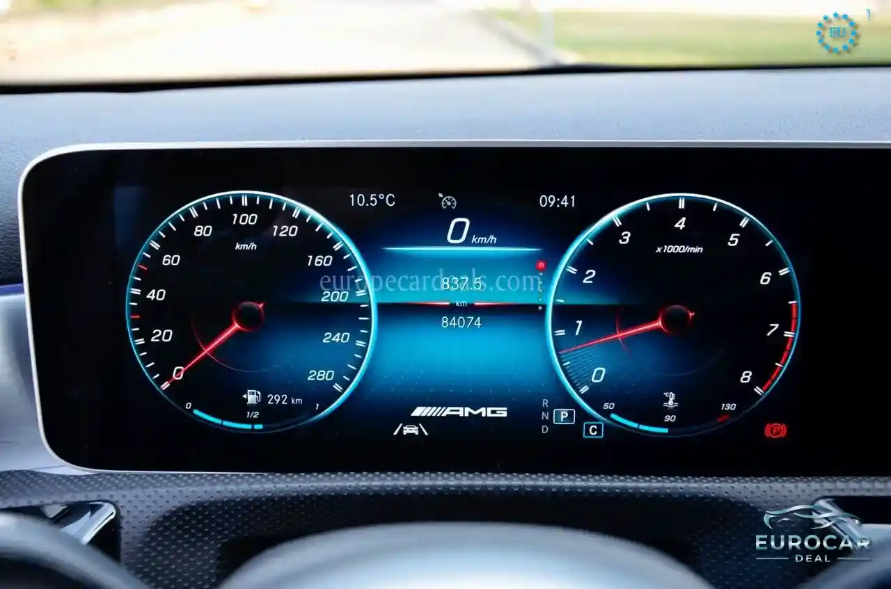 Mercedes-Benz A 35 AMG