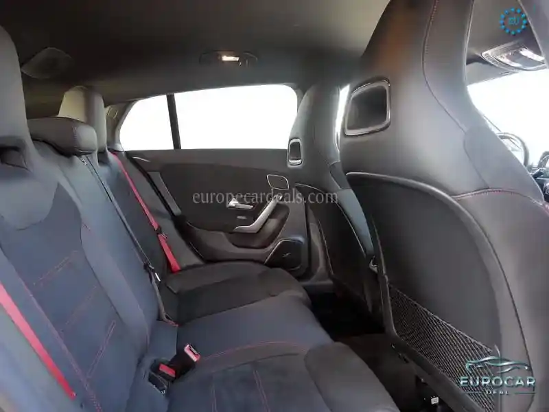Mercedes-Benz CLA 45 AMG Shooting Brake