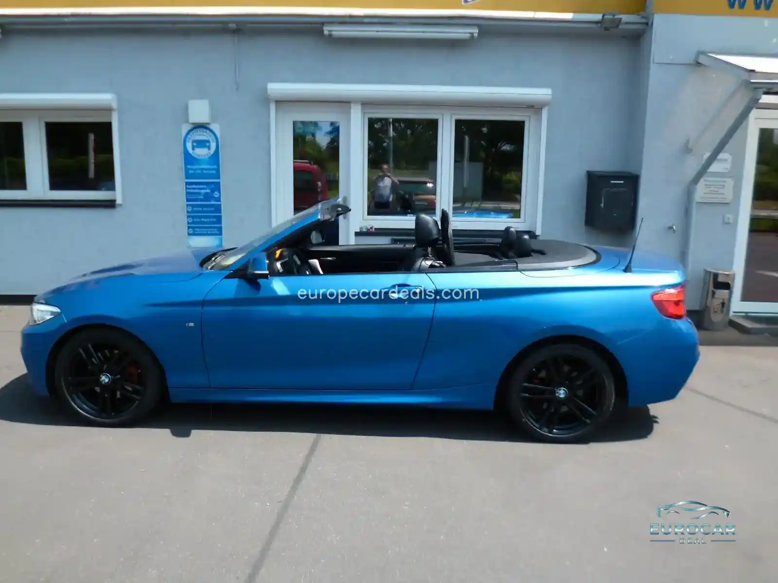 BMW 220