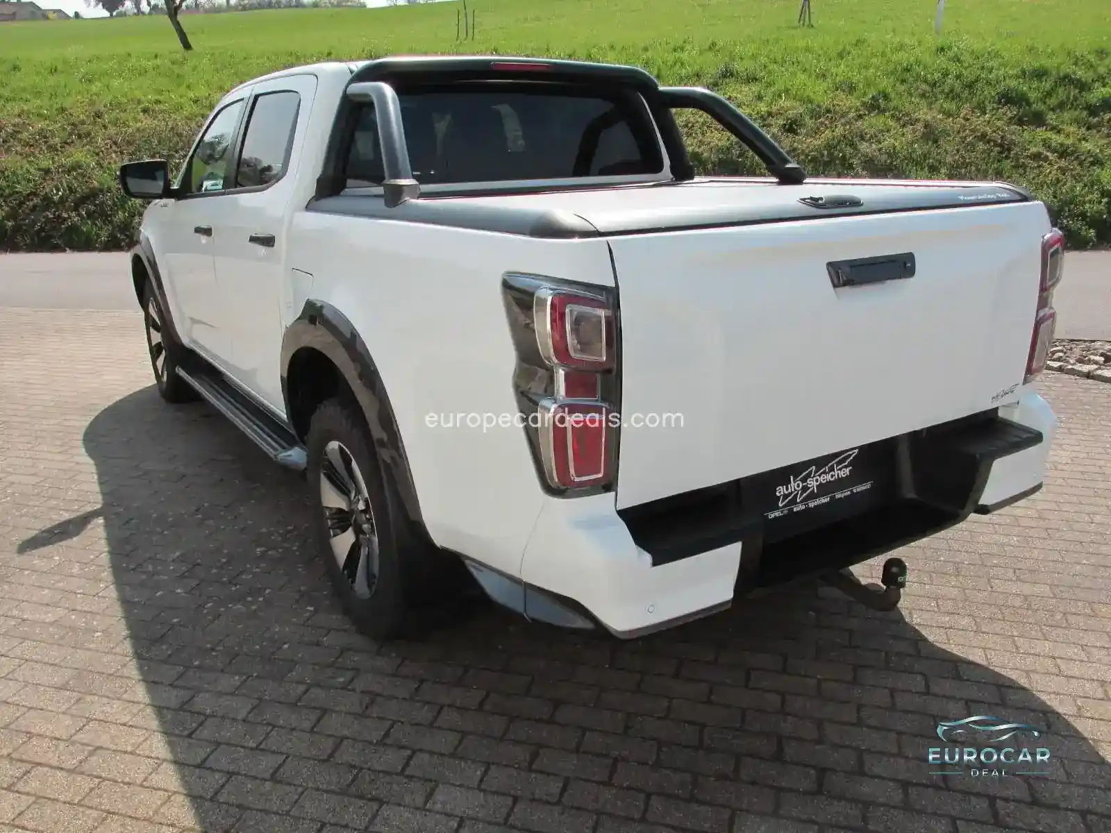 Double Cab 4WD V-CROSS