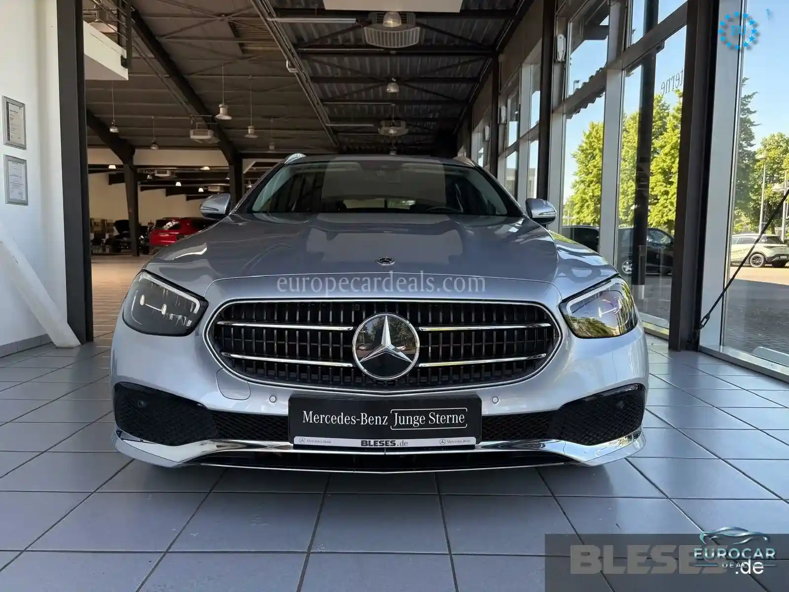 Mercedes-Benz E 220