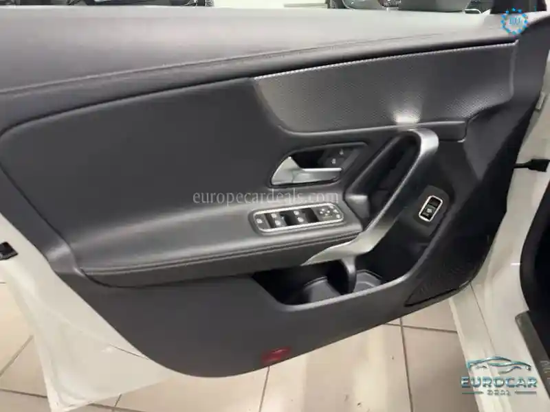 Mercedes-Benz CLA 200 Shooting Brake