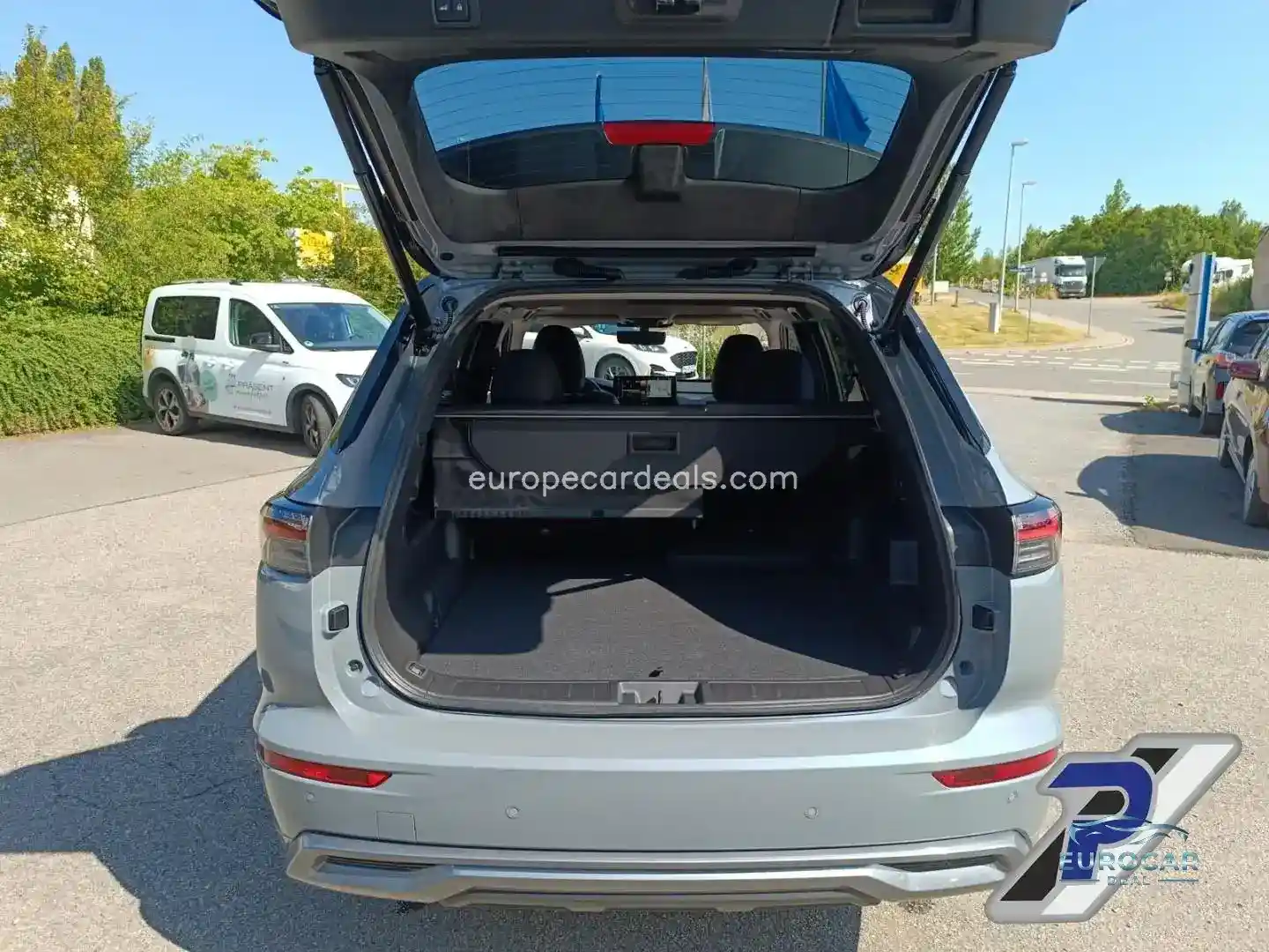 Mitsubishi Plug-in Hybrid Outlander