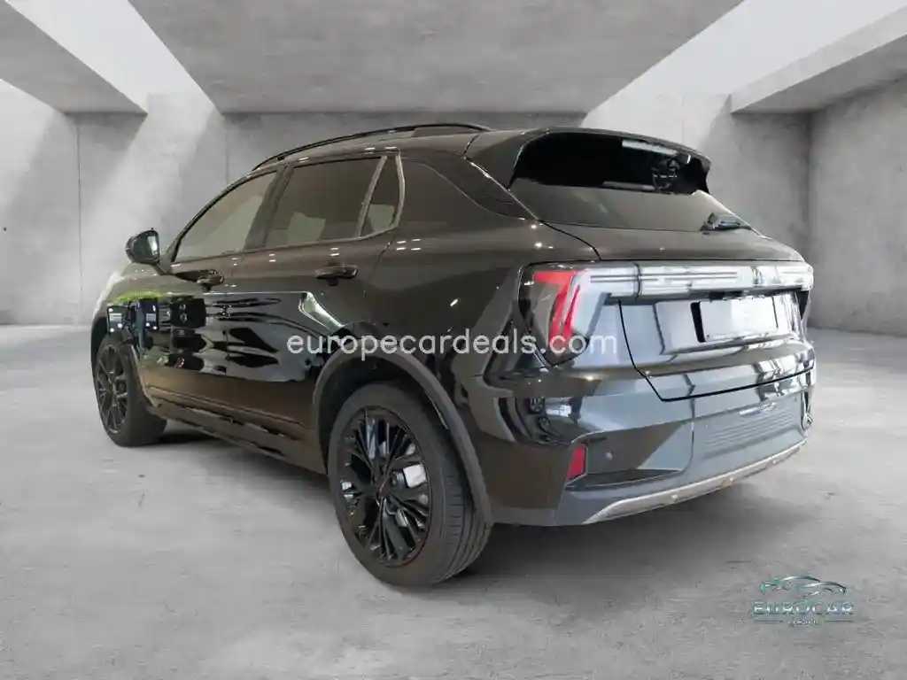 Lynk&Co 01