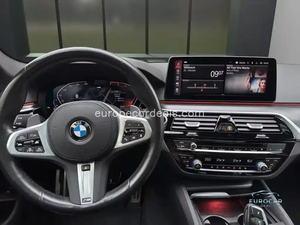 BMW 530