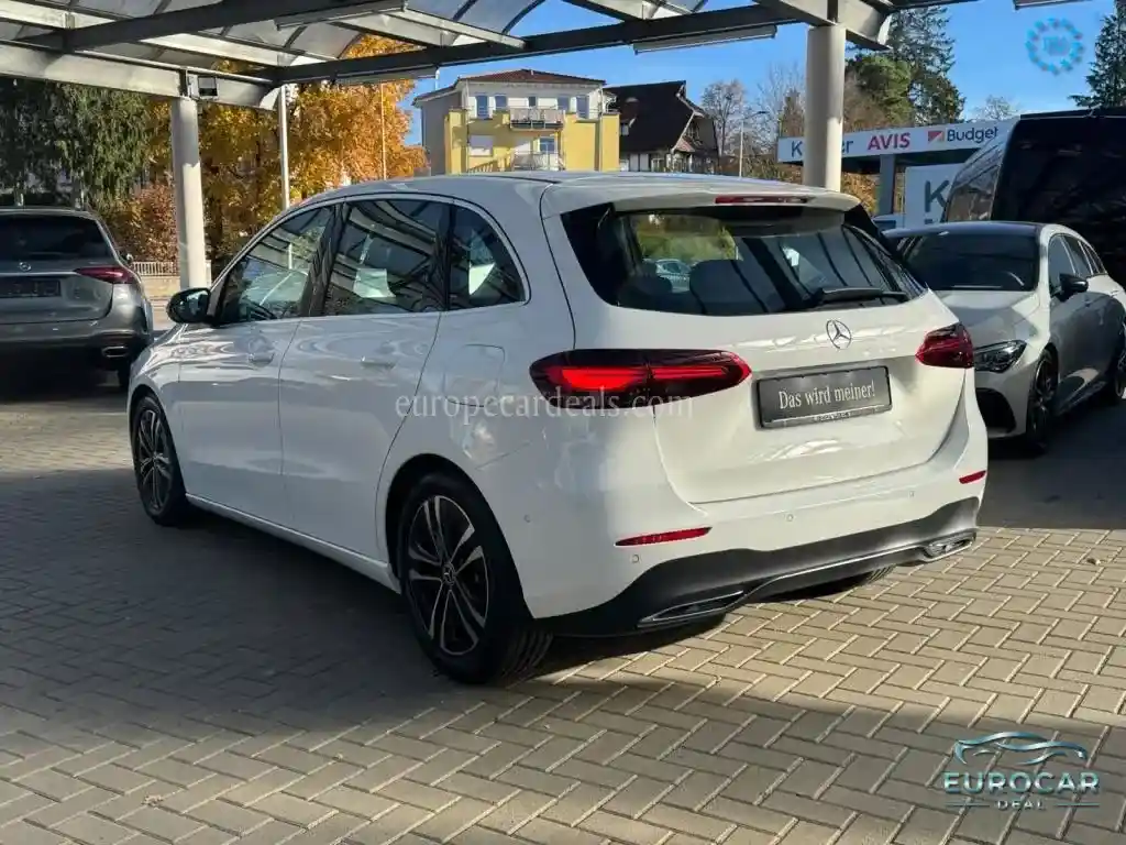 Mercedes-Benz B 200
