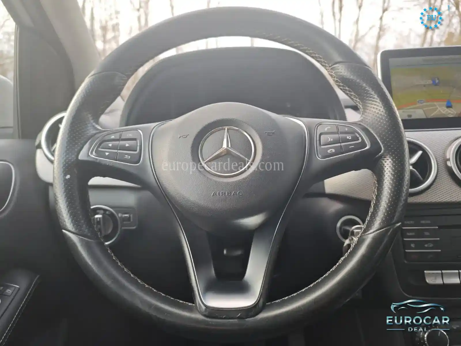Mercedes-Benz B 180