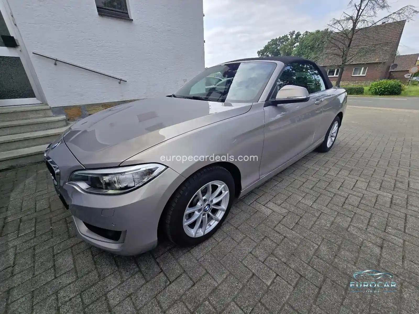 BMW 220