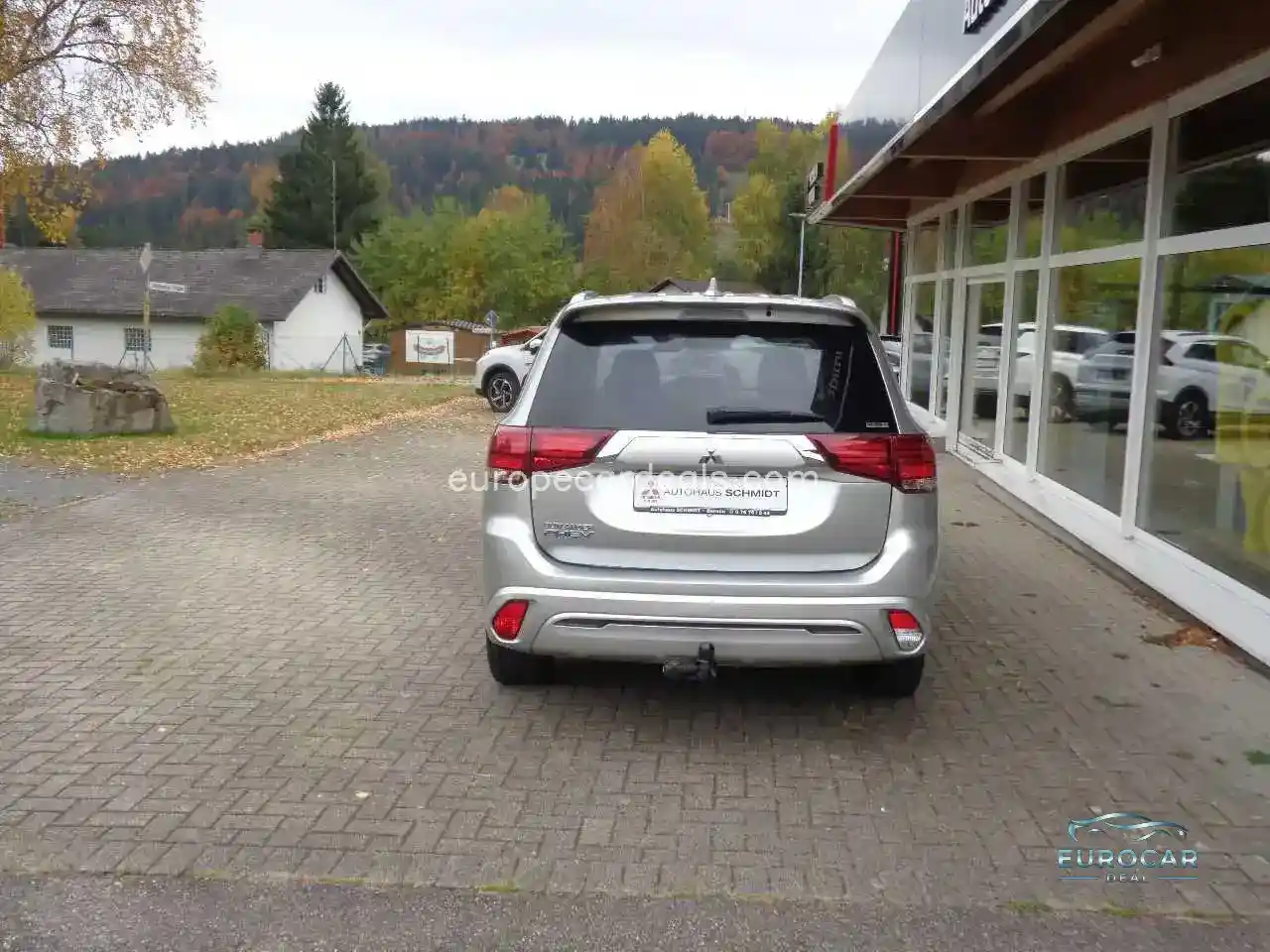 Mitsubishi Plug-in Hybrid Outlander