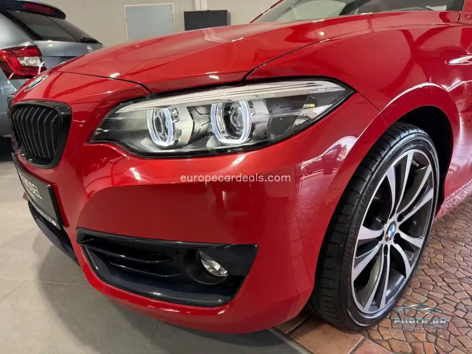BMW 230