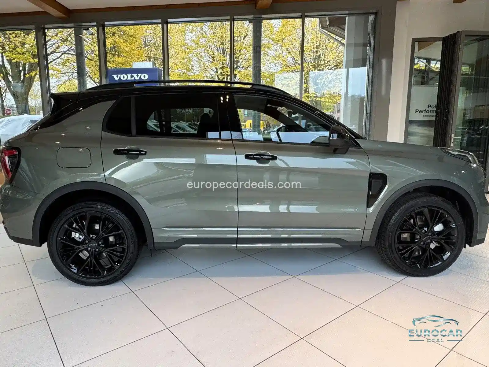 Lynk&Co 01
