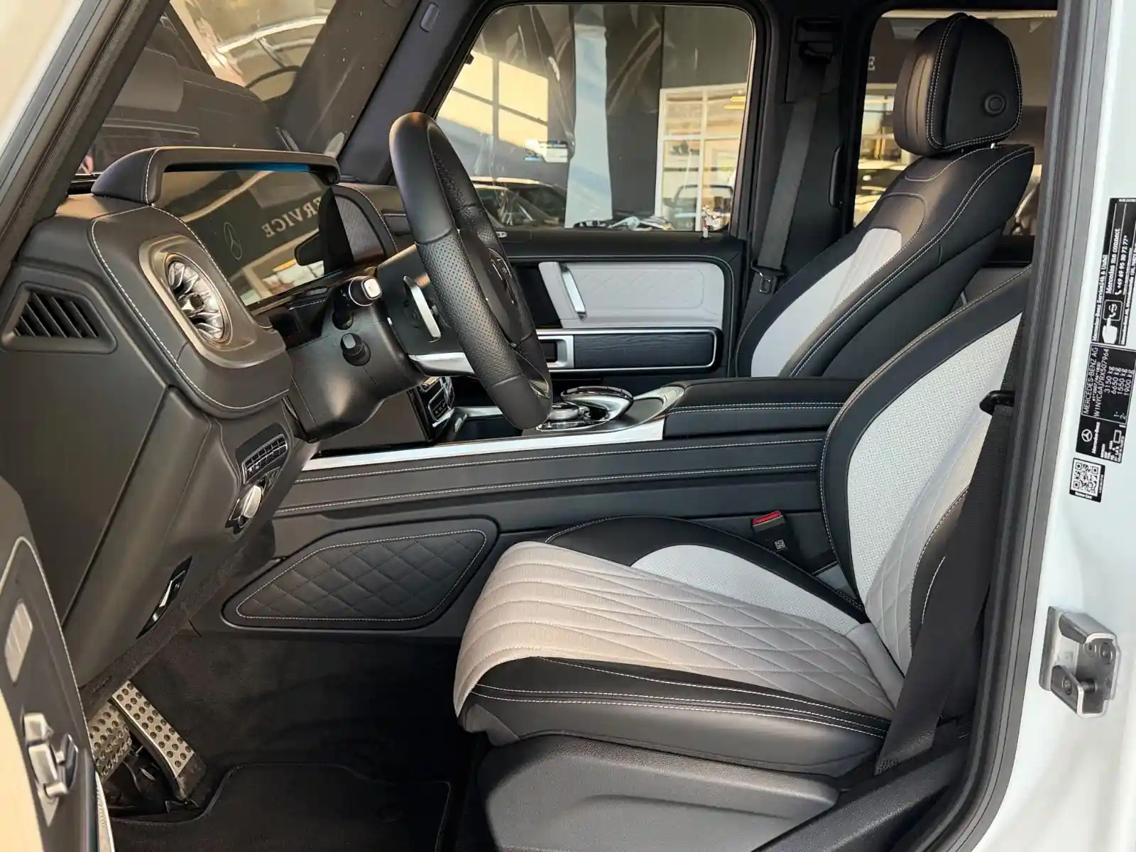 Mercedes-Benz G 500