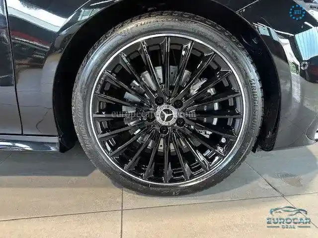 Mercedes-Benz CLA 220