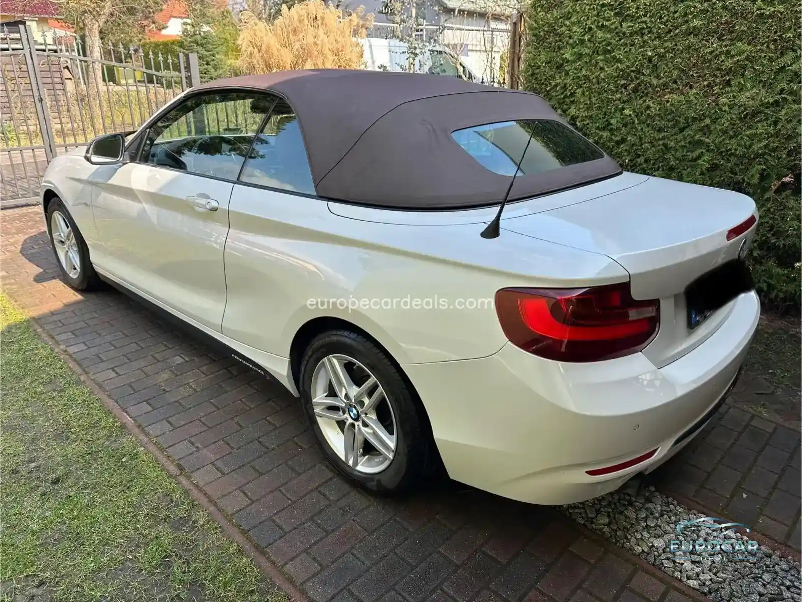 BMW 218