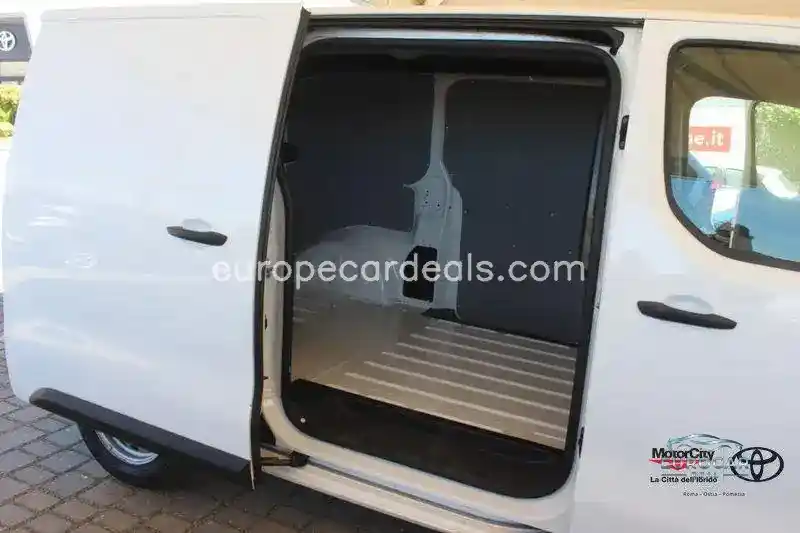 Toyota Proace (Verso)