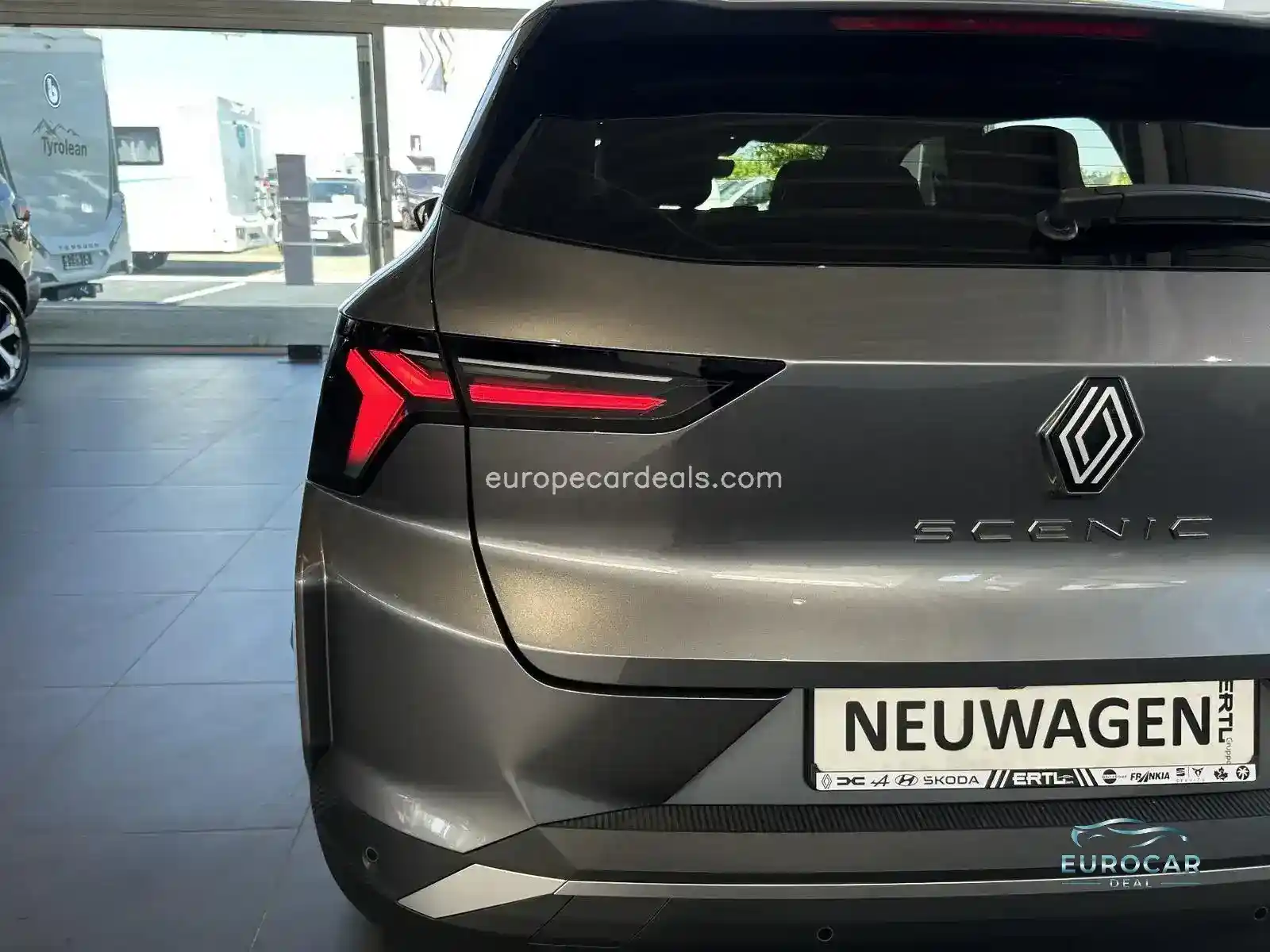 Renault Scenic E-TECH