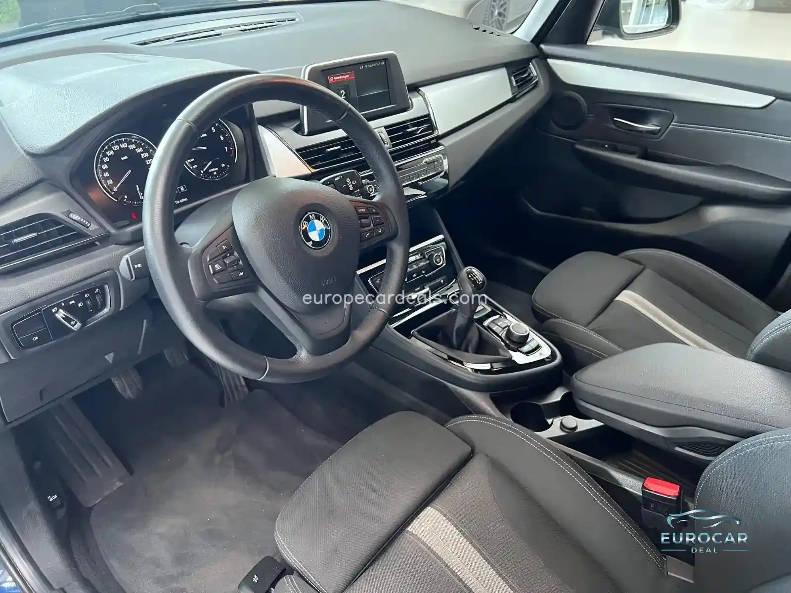 BMW 218