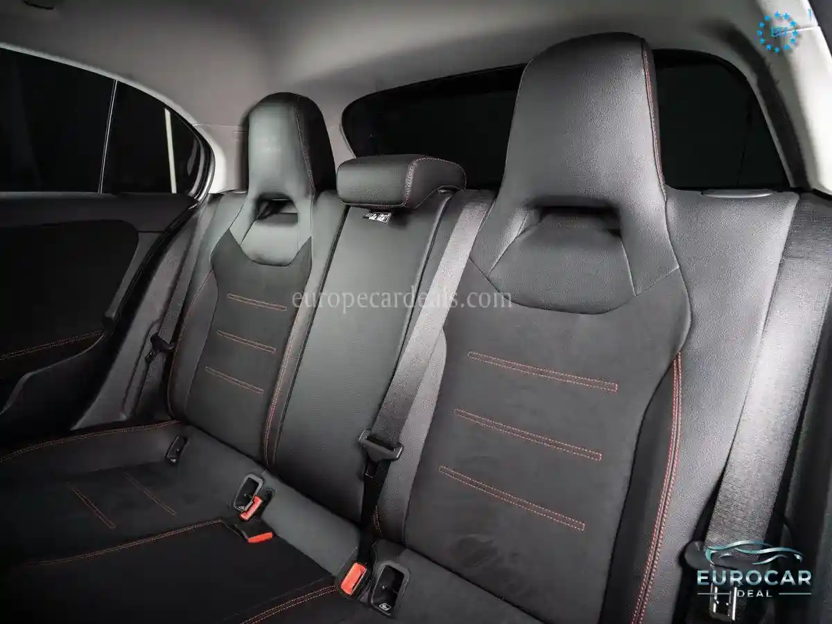 Mercedes-Benz A 35 AMG