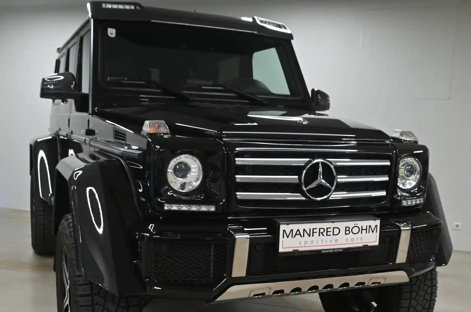 Mercedes-Benz G 500