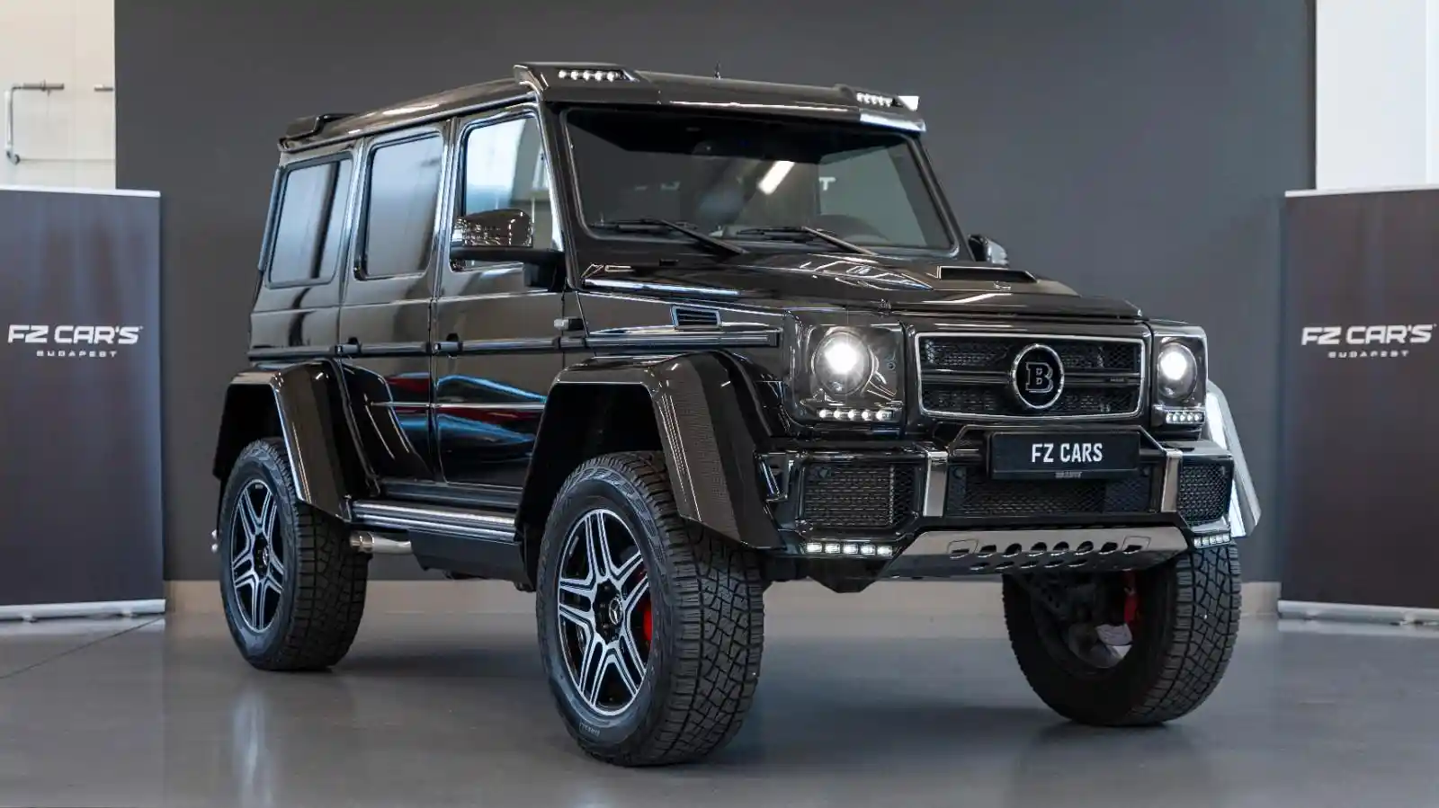Mercedes-Benz G 500