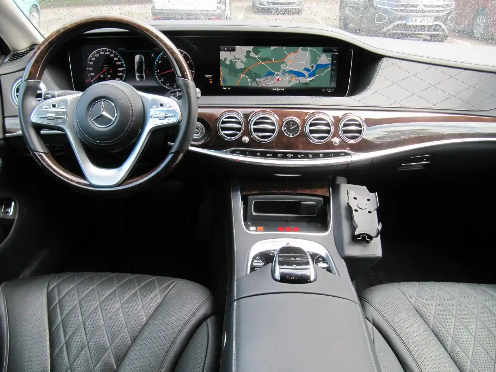 Mercedes-Benz S 600