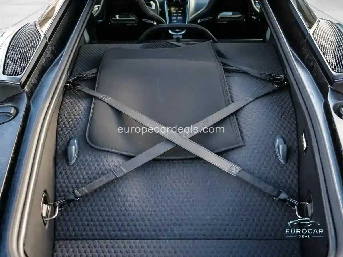 McLaren GTS