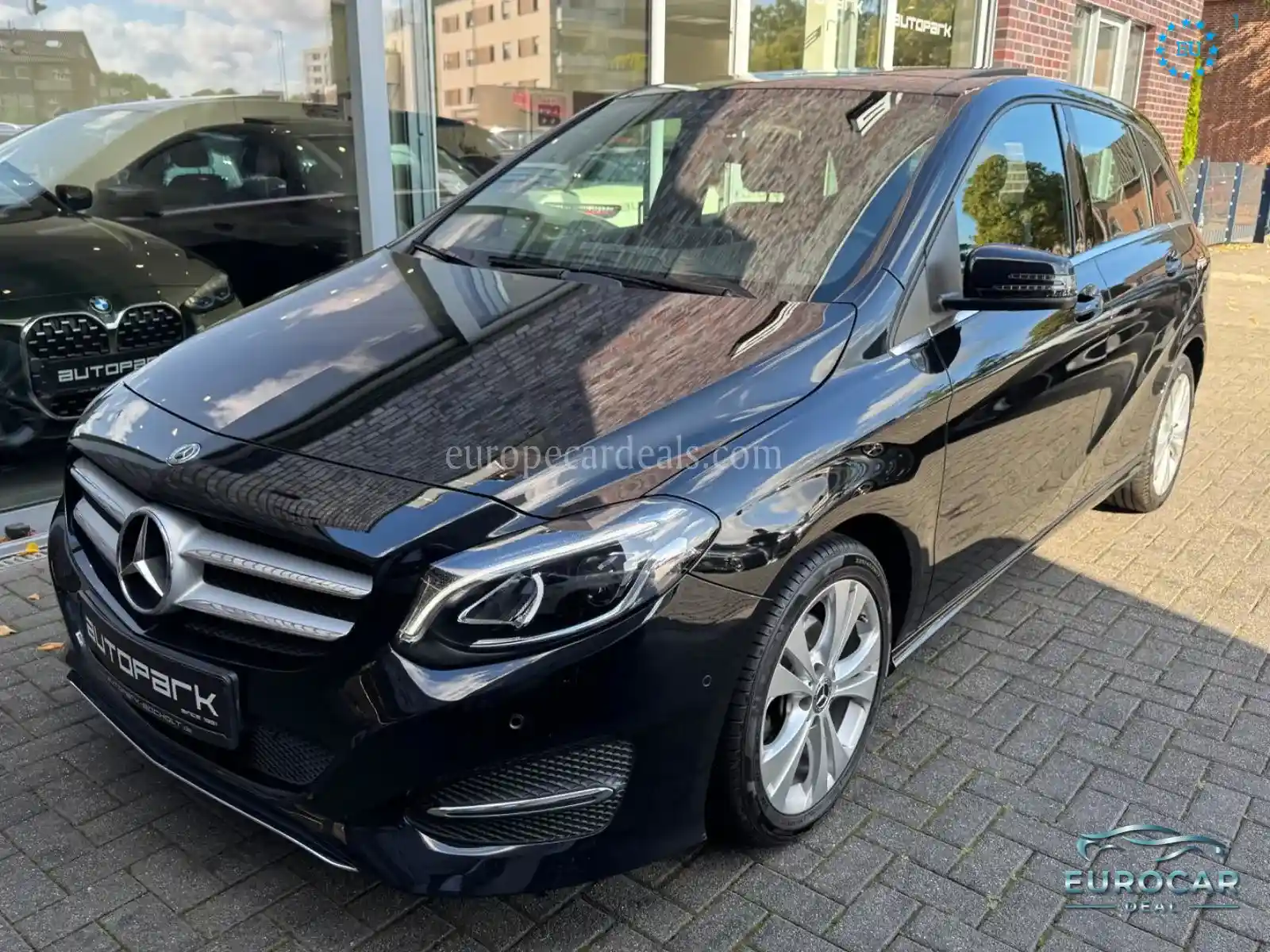 Mercedes-Benz B 220