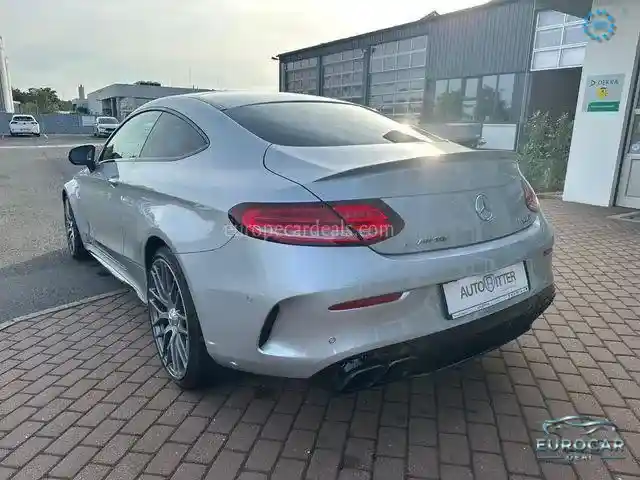 Mercedes-Benz C 63 AMG