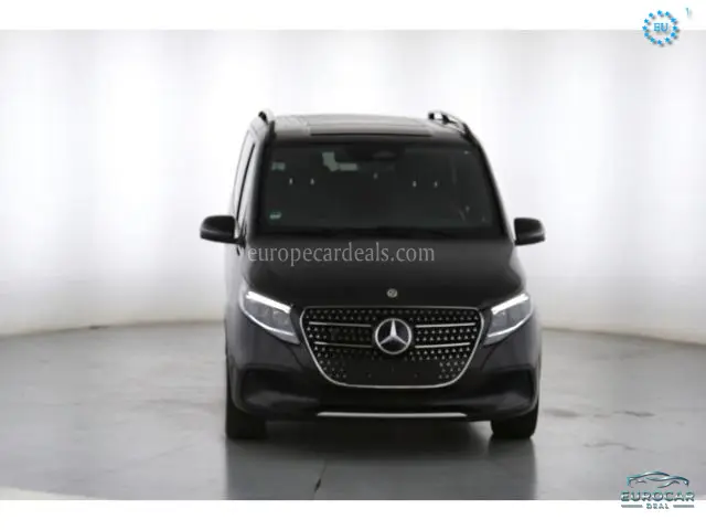 Mercedes-Benz V 220
