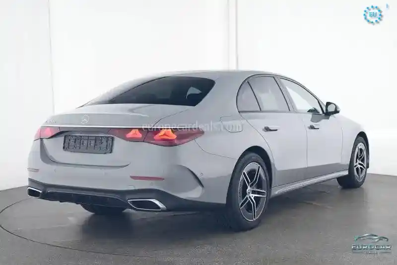 Mercedes-Benz E 300