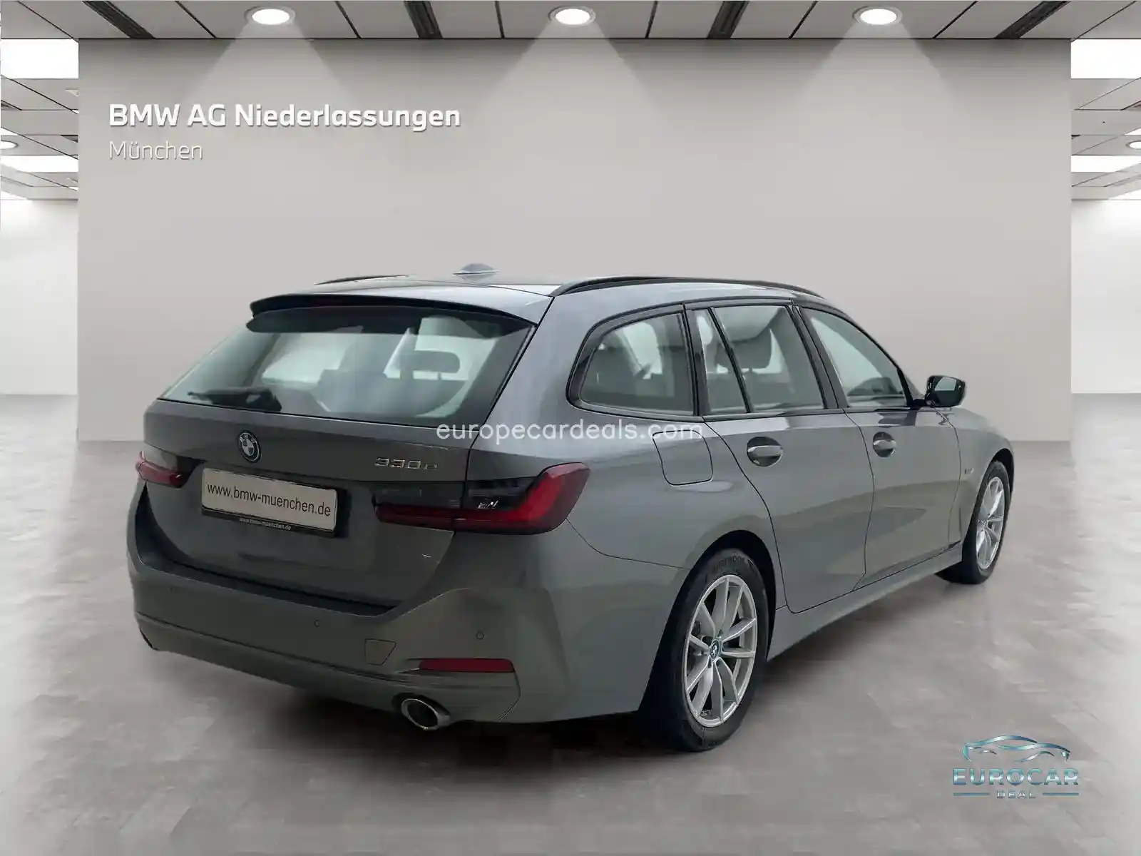BMW 330