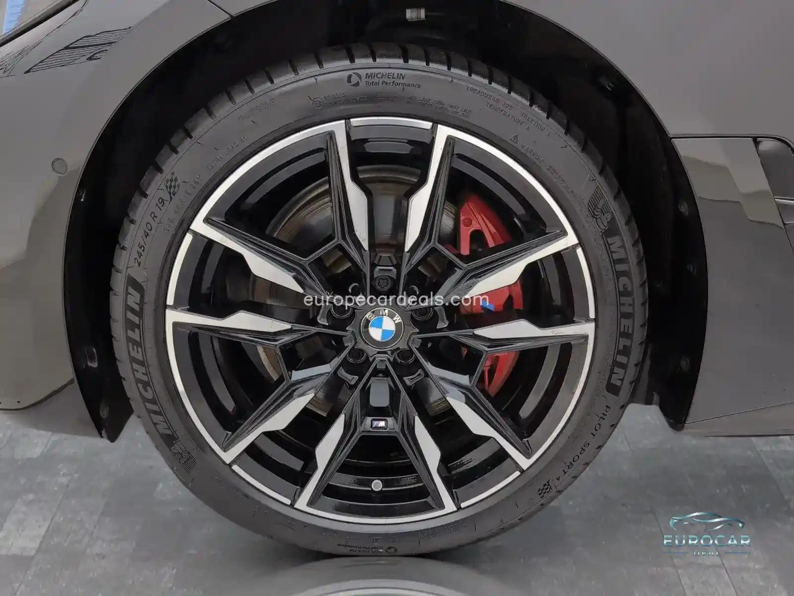 BMW i4