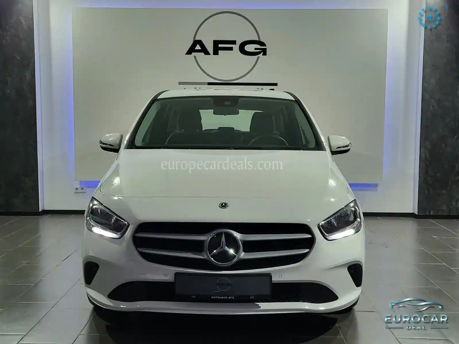 Mercedes-Benz B 180