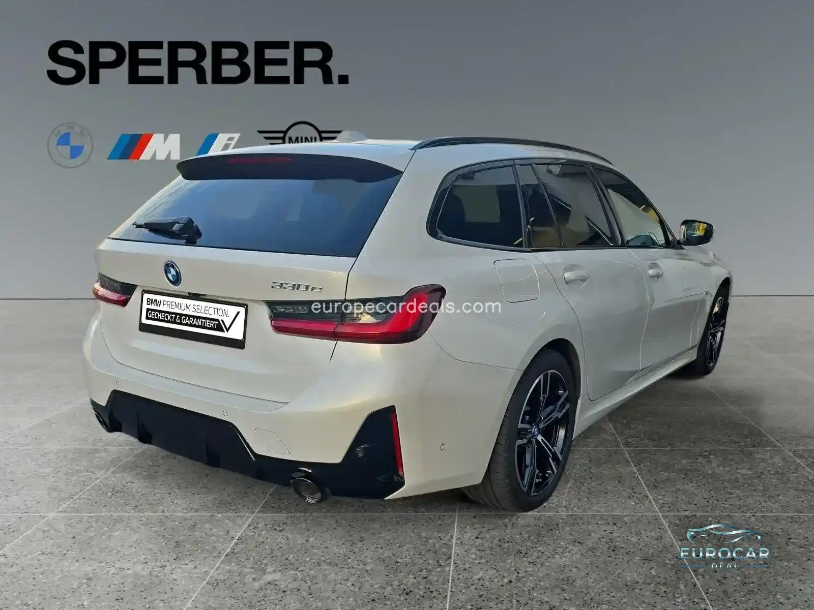 BMW 330