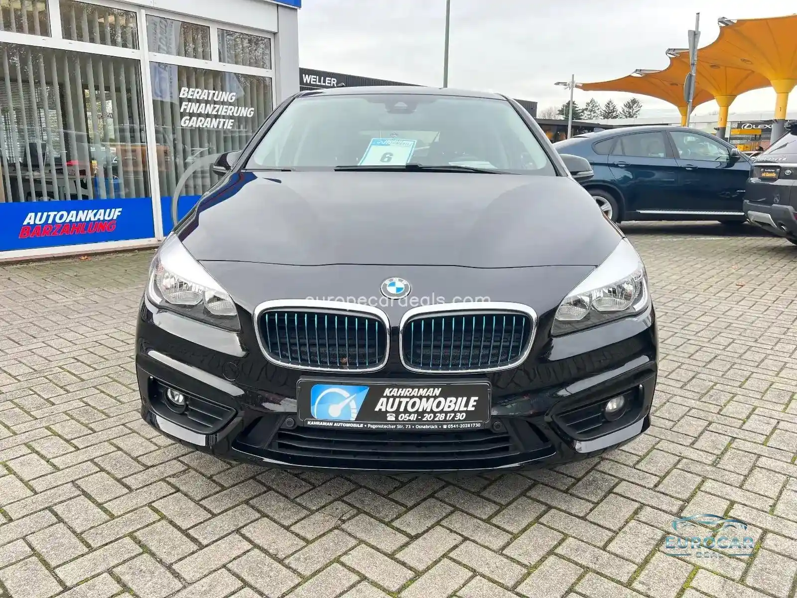 BMW 225