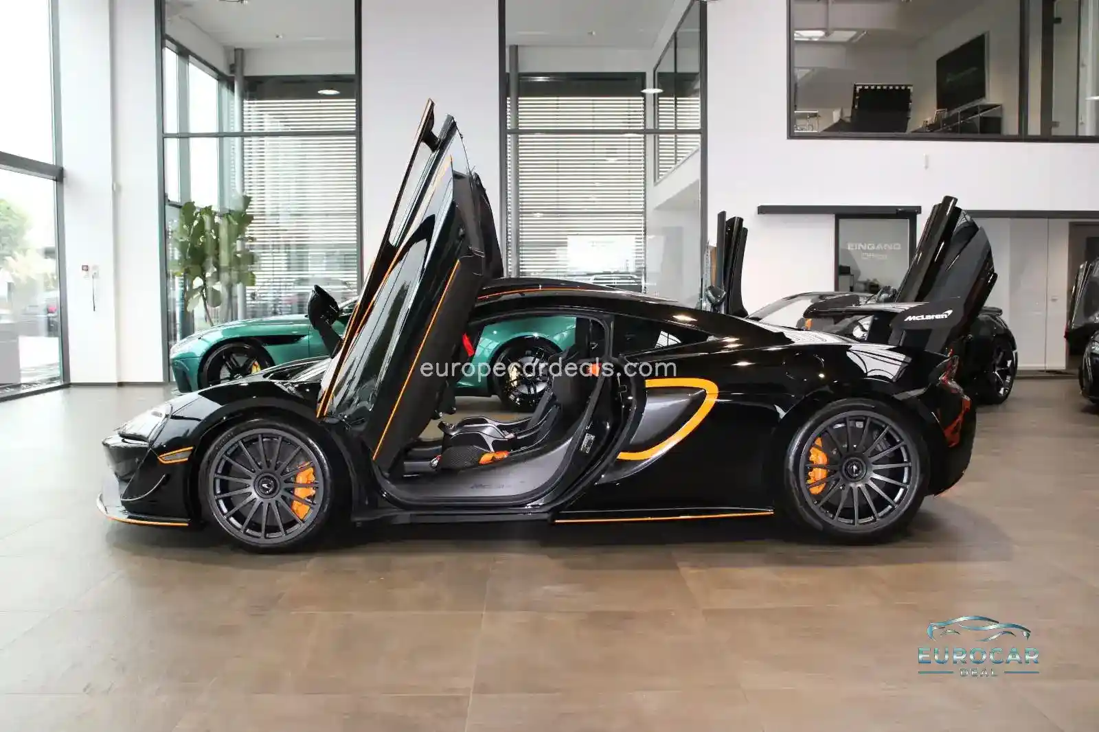 McLaren 620R