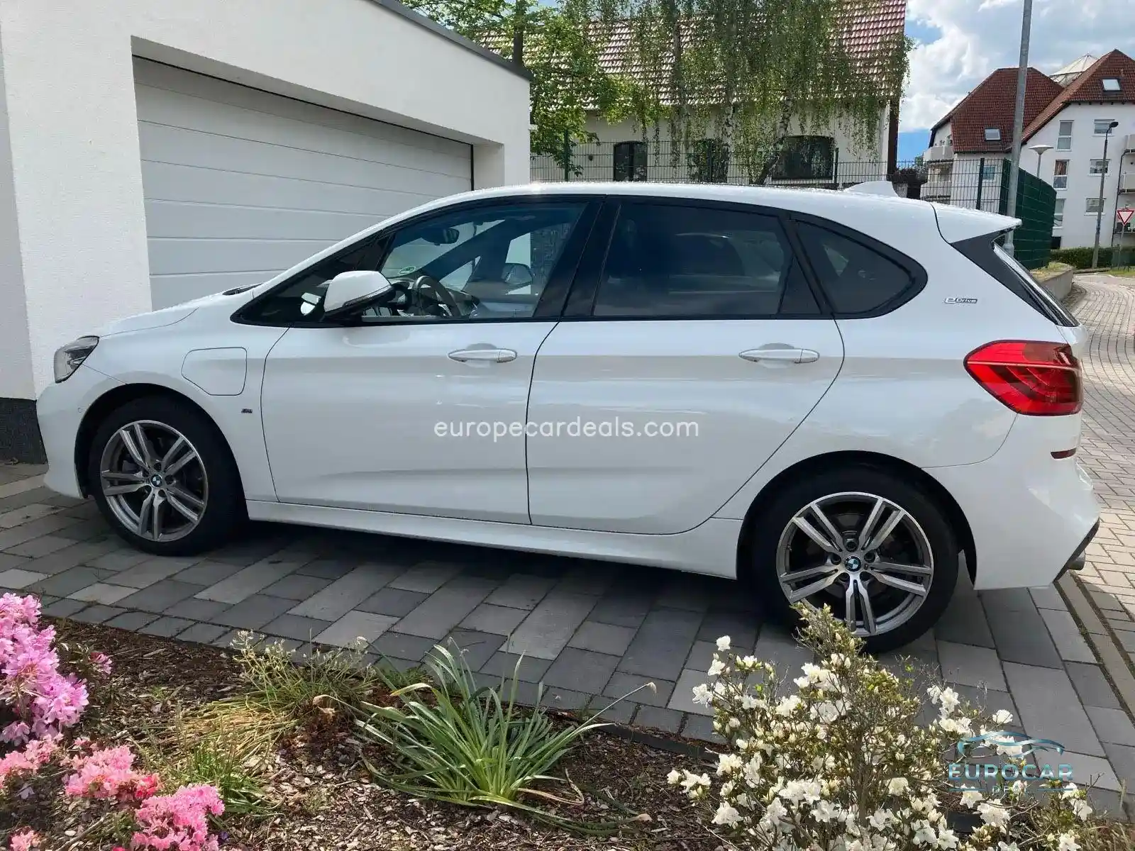 BMW 225