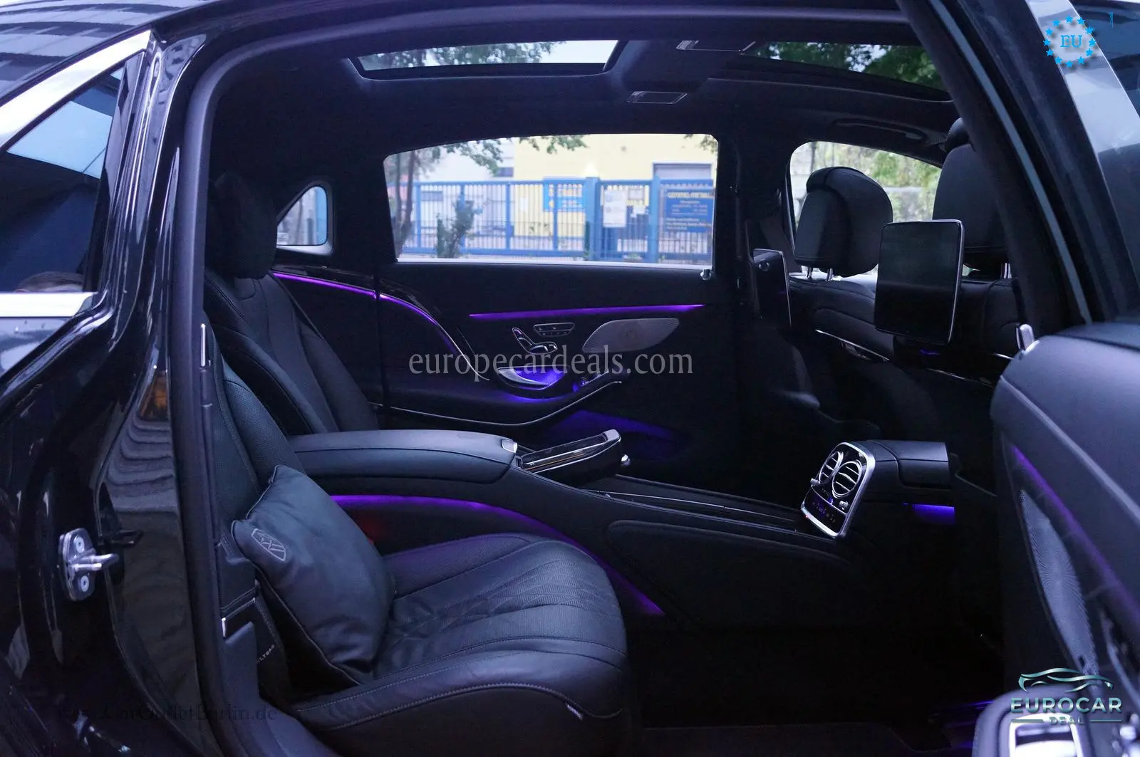 Mercedes-Benz S 560