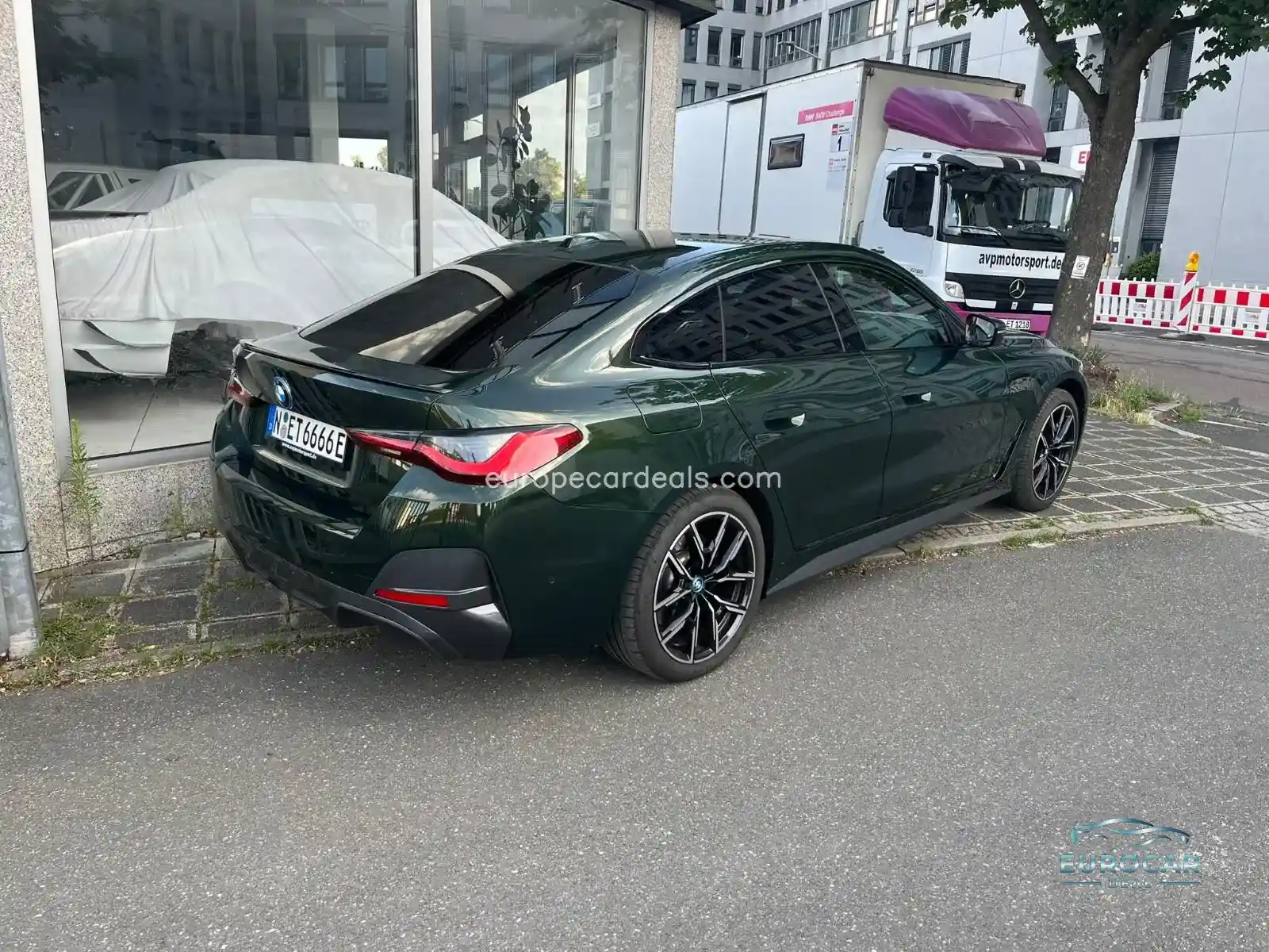 BMW i4