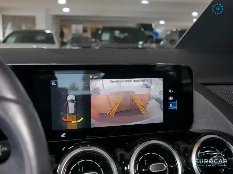 Mercedes-Benz B 220
