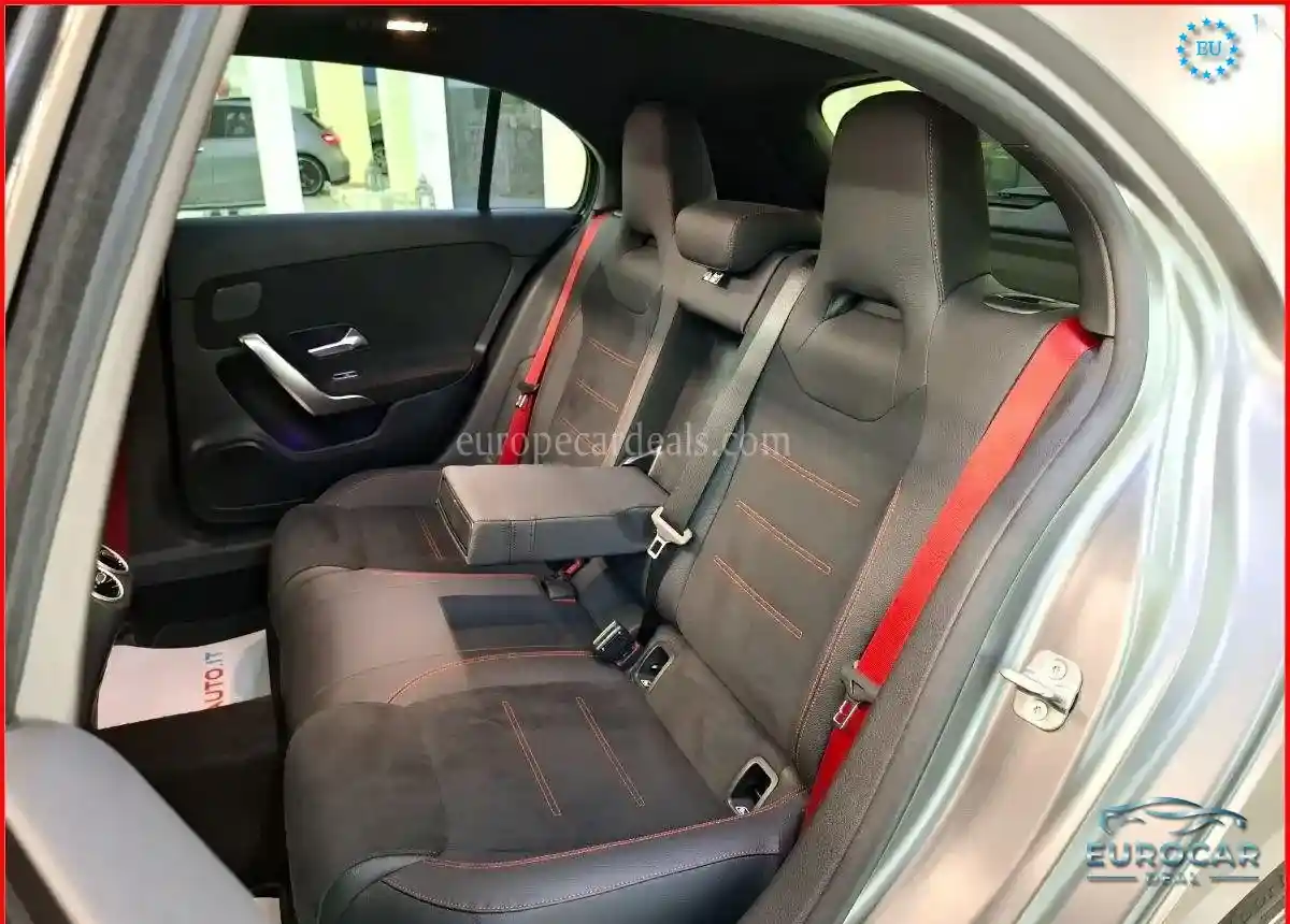 Mercedes-Benz A 35 AMG