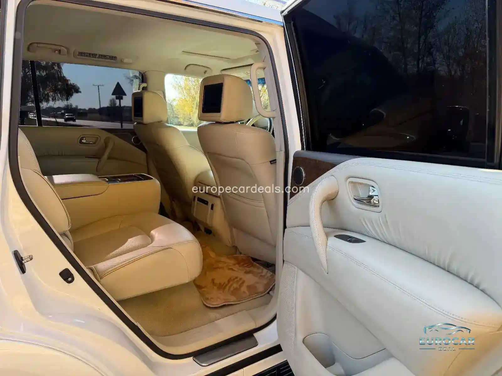 Infiniti QX80