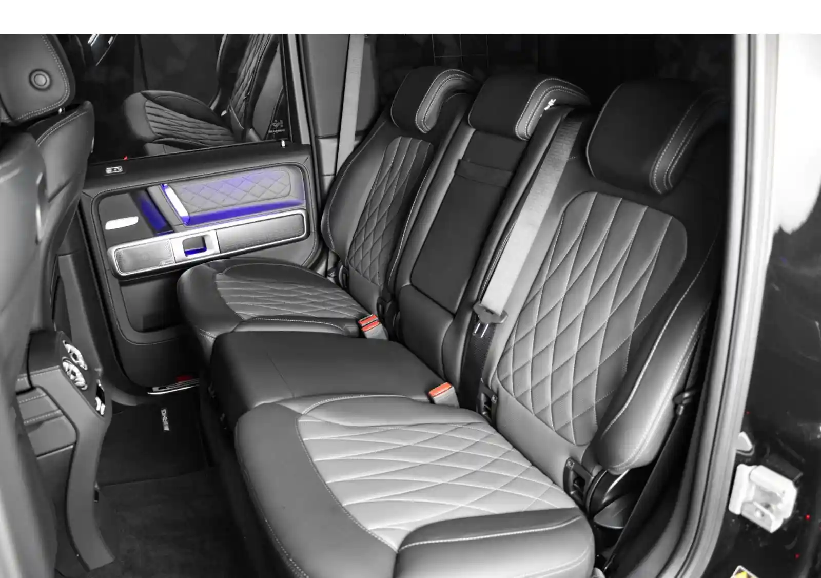 Mercedes-Benz G 500