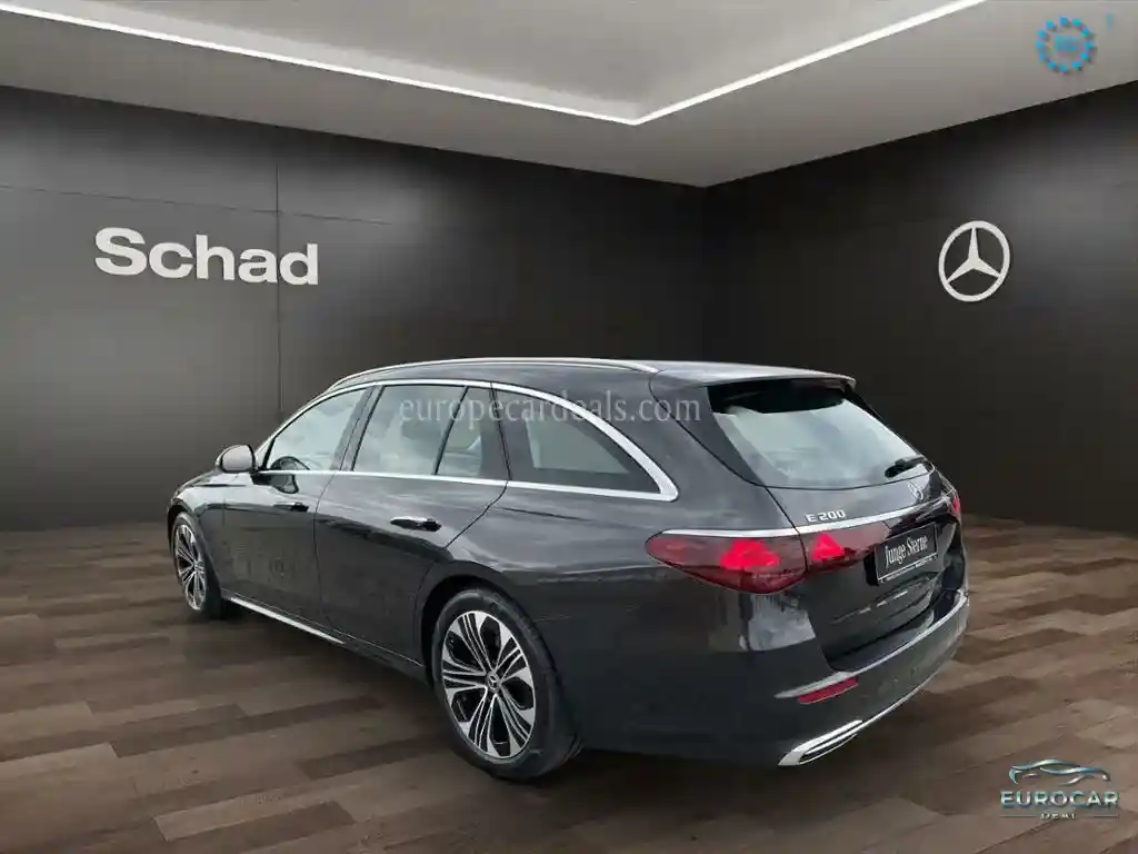 Mercedes-Benz E 200