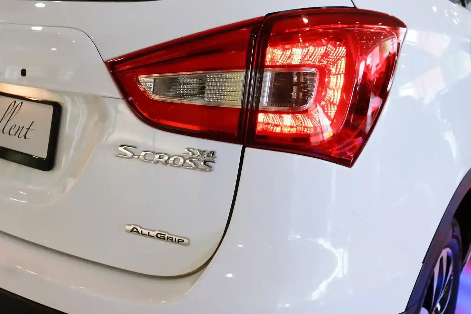 Suzuki (SX4) S-Cross