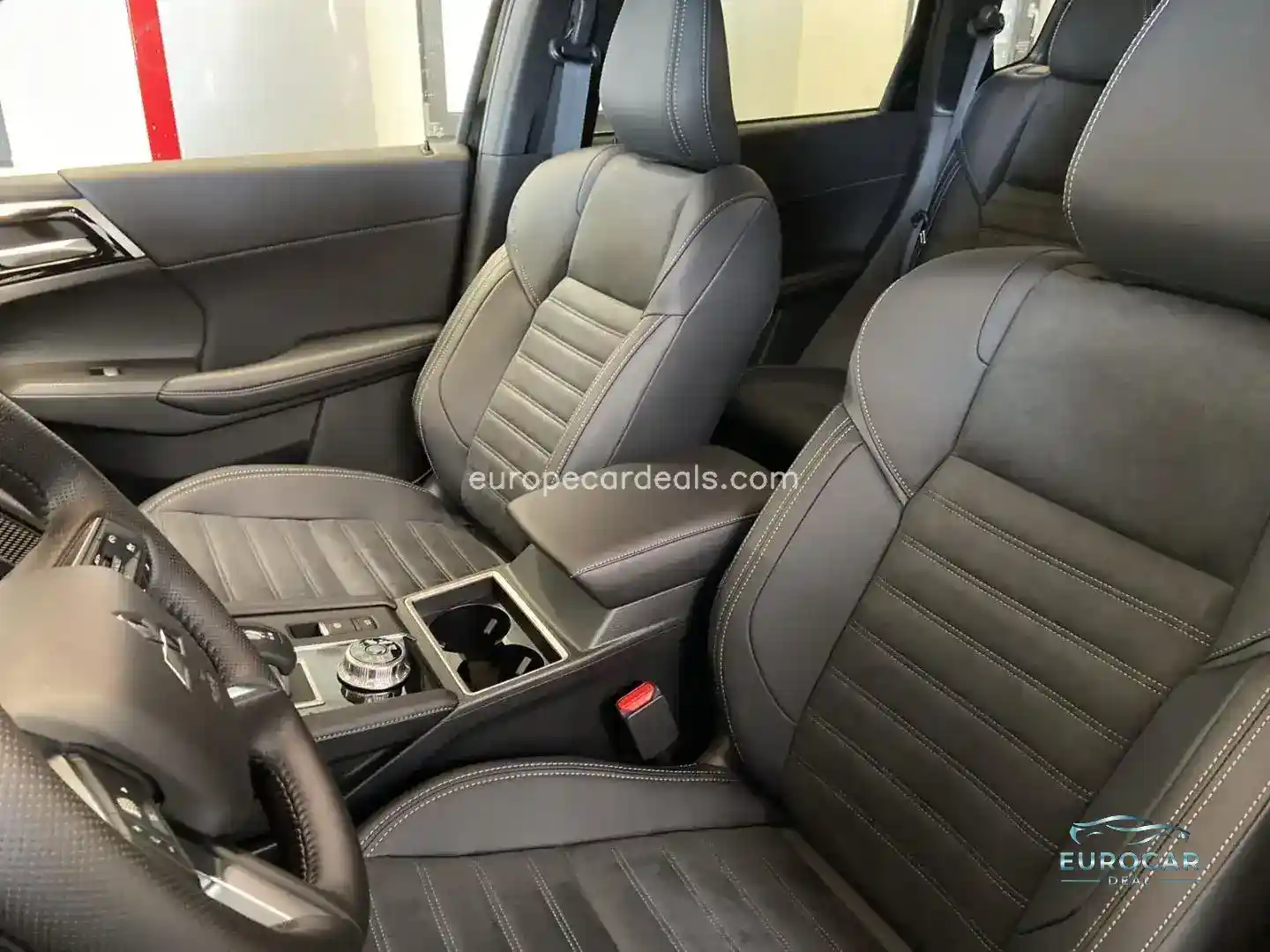 Mitsubishi Plug-in Hybrid Outlander