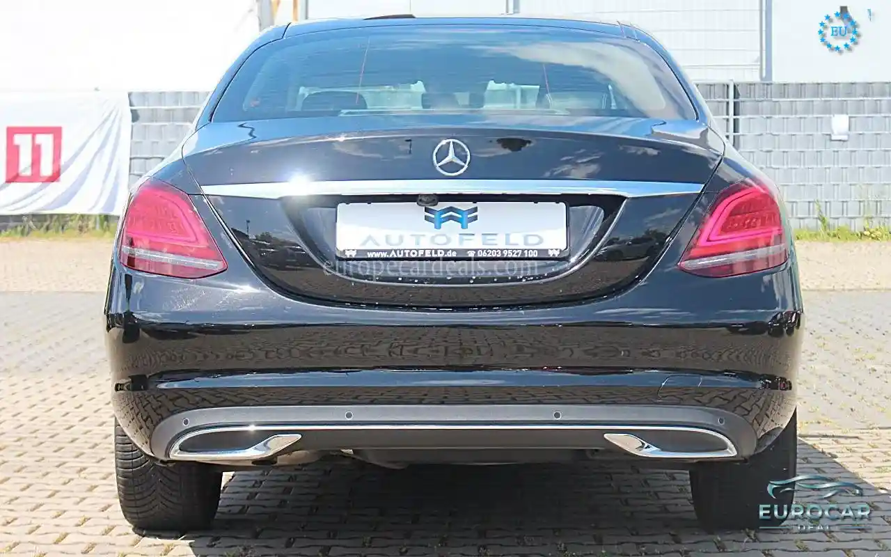 Mercedes-Benz C 180