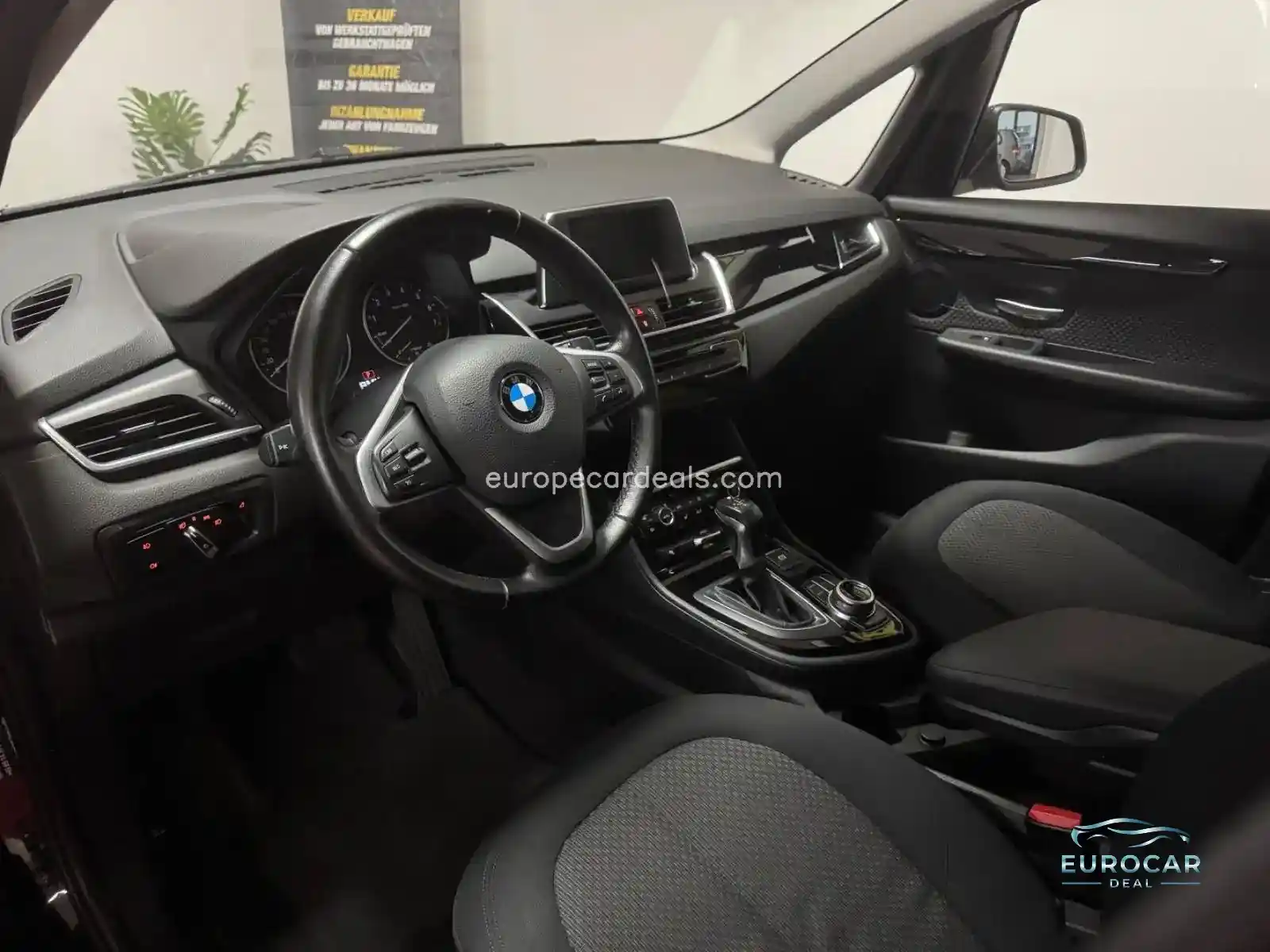 BMW 218